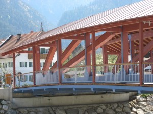 Sprengwerk der neuen Loisachbrücke (Foto: Ing.büro Dietrich)